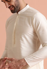 Men's Off White Festive Solid Kurta