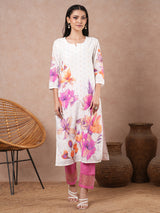 Women's White Daily Printed Knee Length Three Quarter Sleeves Kurta