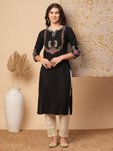 Women's Black Daily Knee Length Three Quarter Sleeves Kurta