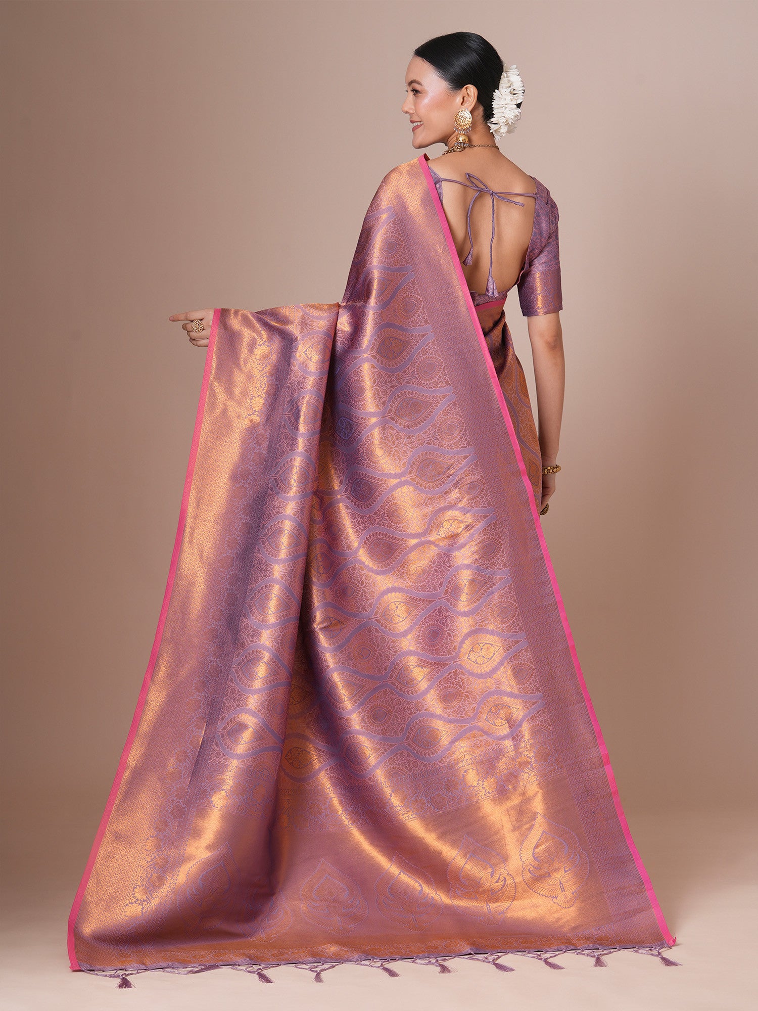 Women's Silk Blend Pink Woven Design Designer Saree with Blouse Piece