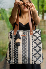 Women's White Chirpy Charcoal Three Pocket Jacquard Bag