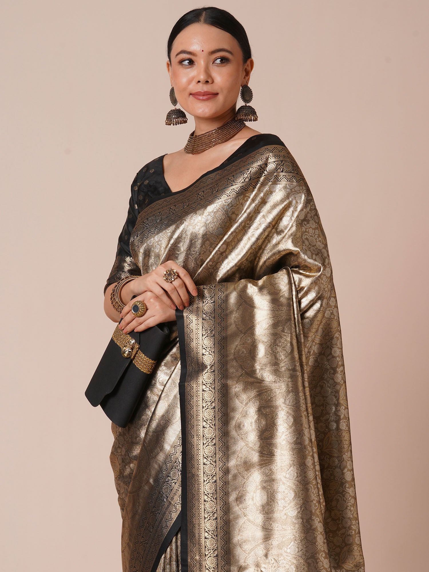 Women's Kanjeevaram Silk Green Woven Design Designer Saree with Blouse Piece