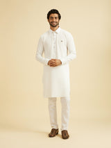Men's White Ethnic Regular Fit Solid Full Sleeves Kurta