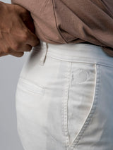 Men's White Casual Regular Fit Shorts