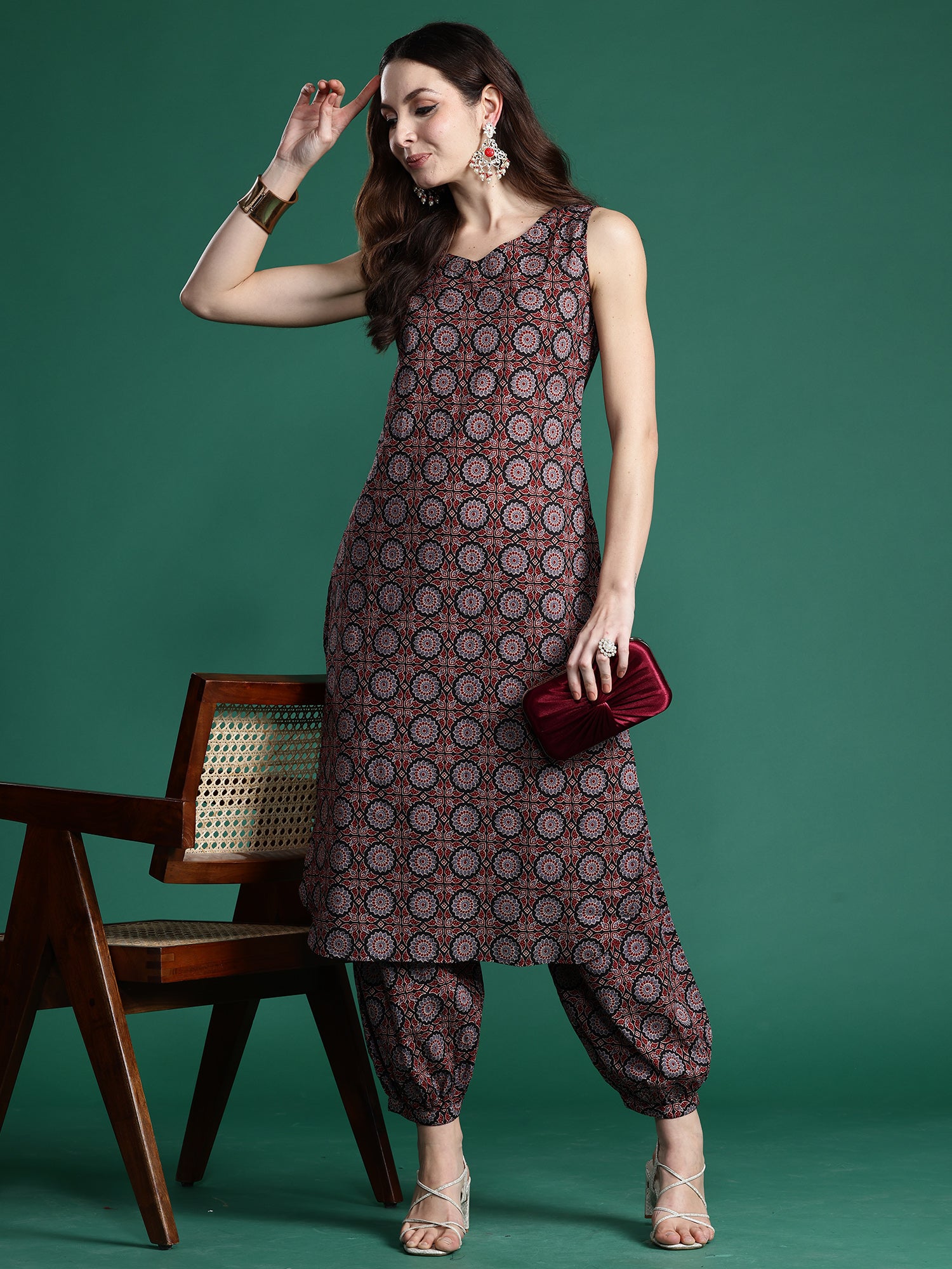Women's Brown Printed Straight Kurta Trouser Set