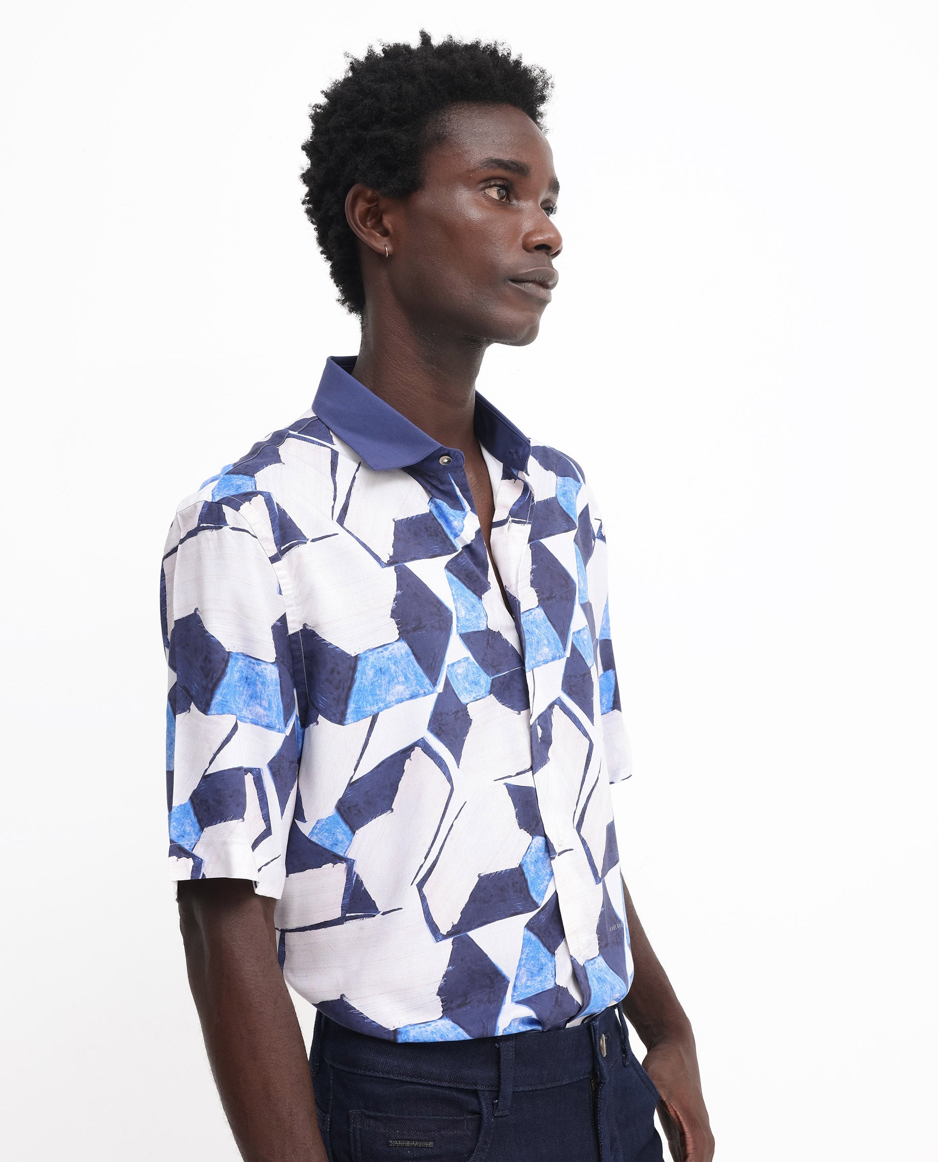Men's Multicolor Casual Regular Fit Printed Half Sleeves Shirt