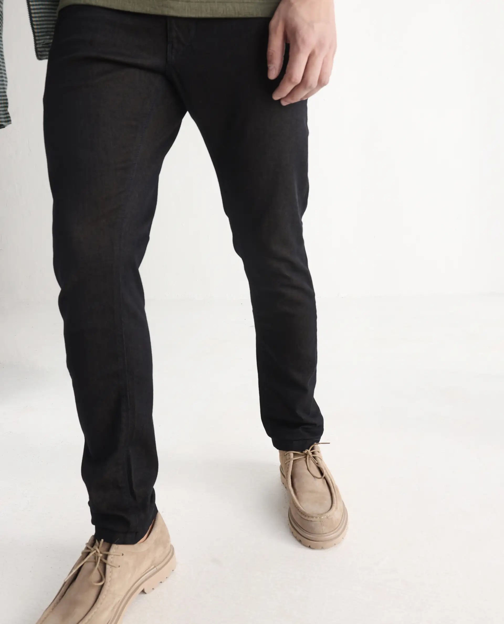 Men's Blue Casual Slim Fit Solid Jeans