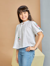 Girls White Casual Wear Top