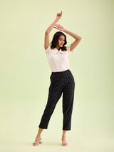 Women's Solid Black Mid Rise Linen Ikat Pencil Pant