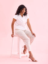 Women's Ikat White Printed Pencil Pant
