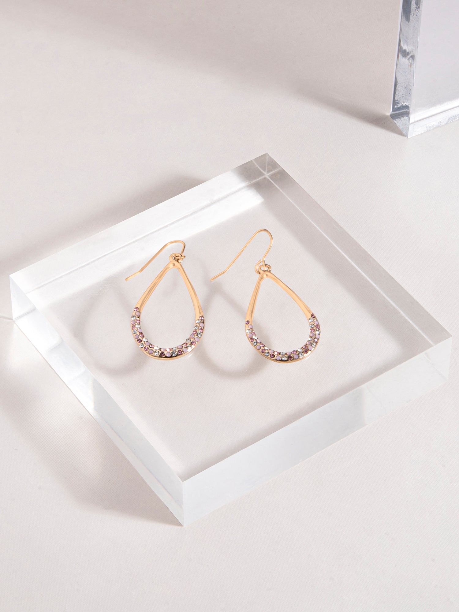 Women's Teardrop Sparkle Earring