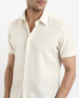 Men's White Casual Regular Fit Solid Half Sleeves Shirt