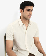 Men's White Casual Regular Fit Solid Half Sleeves Shirt