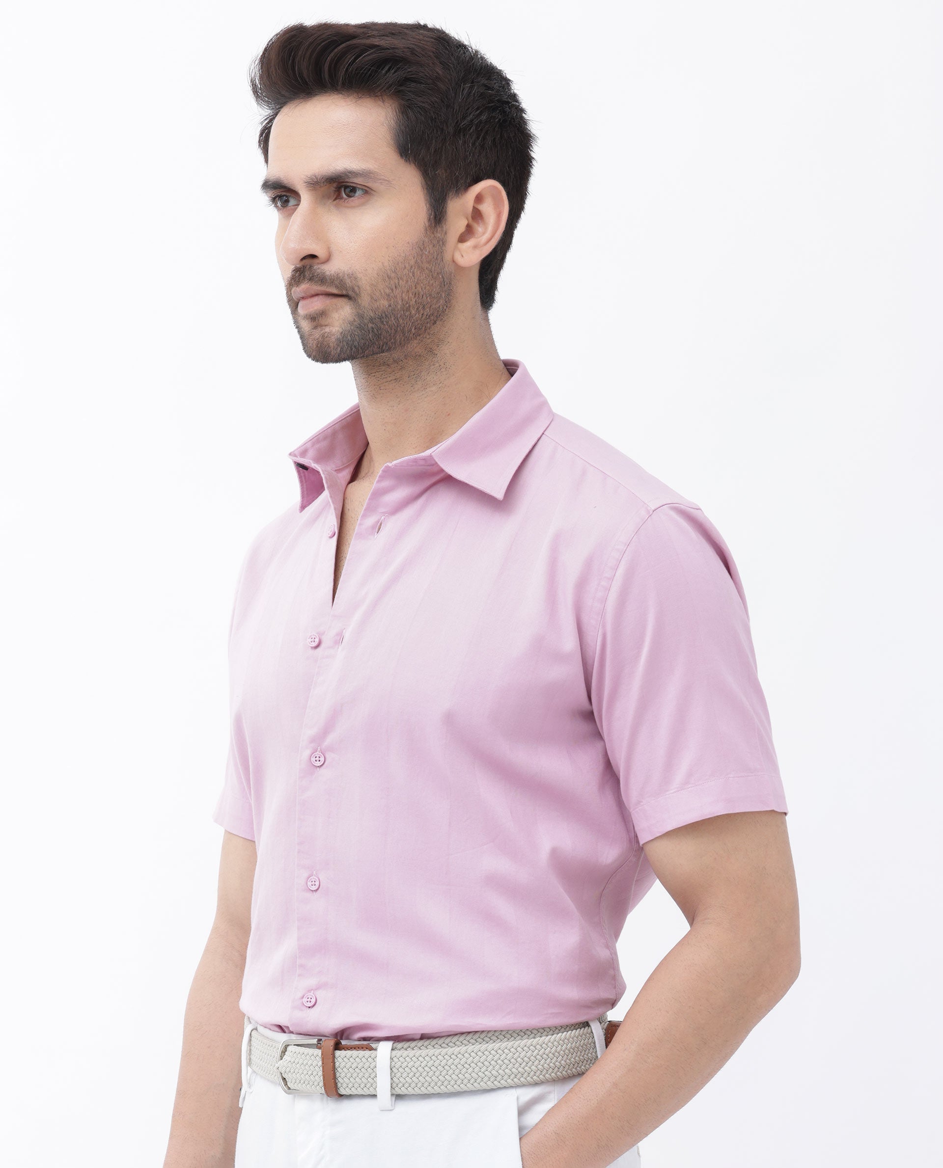 Men's Pink Casual Regular Fit Solid Half Sleeves Shirt