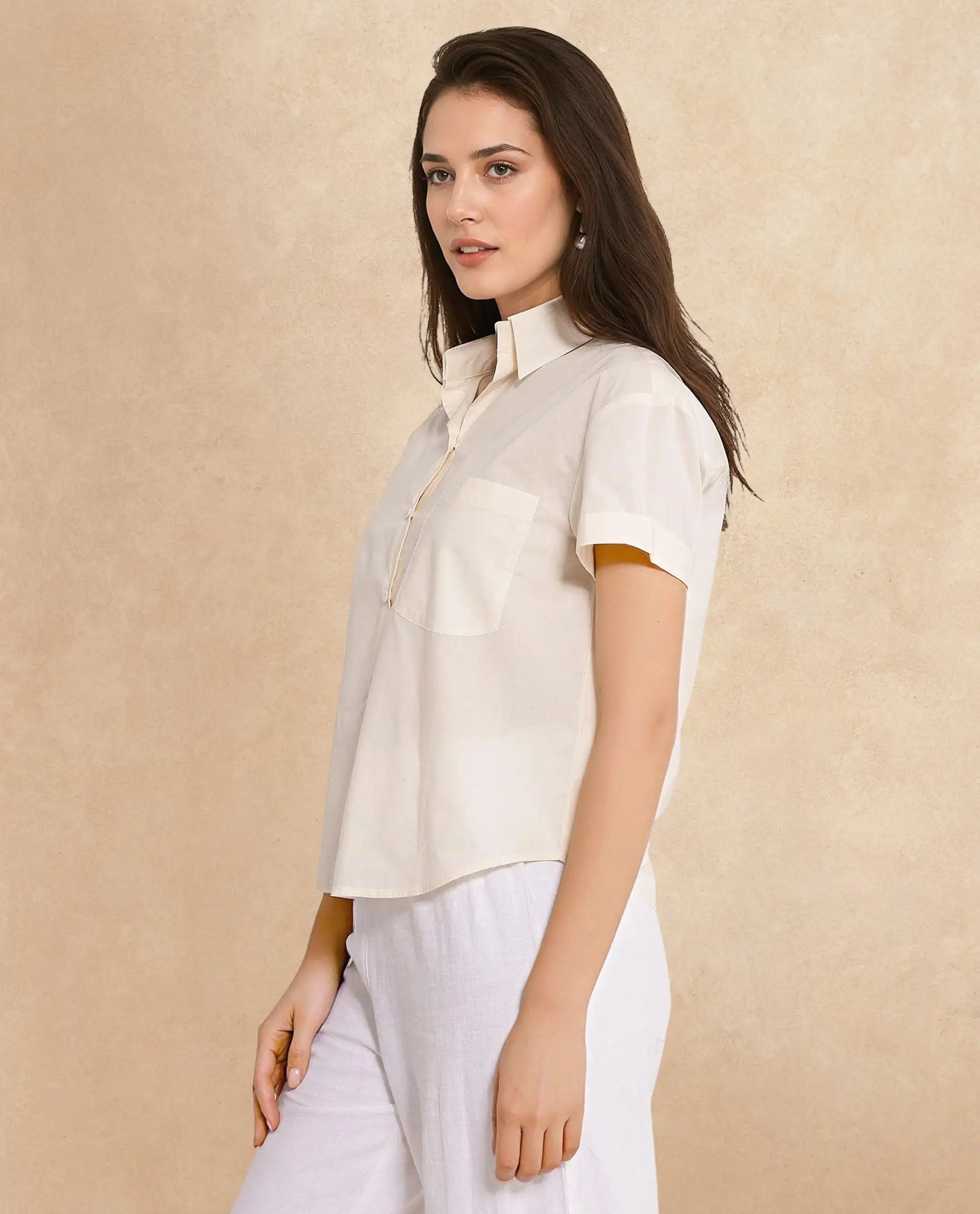 Women's Mium Beige Short Sleeve Collared Collar Button Plain Shirt