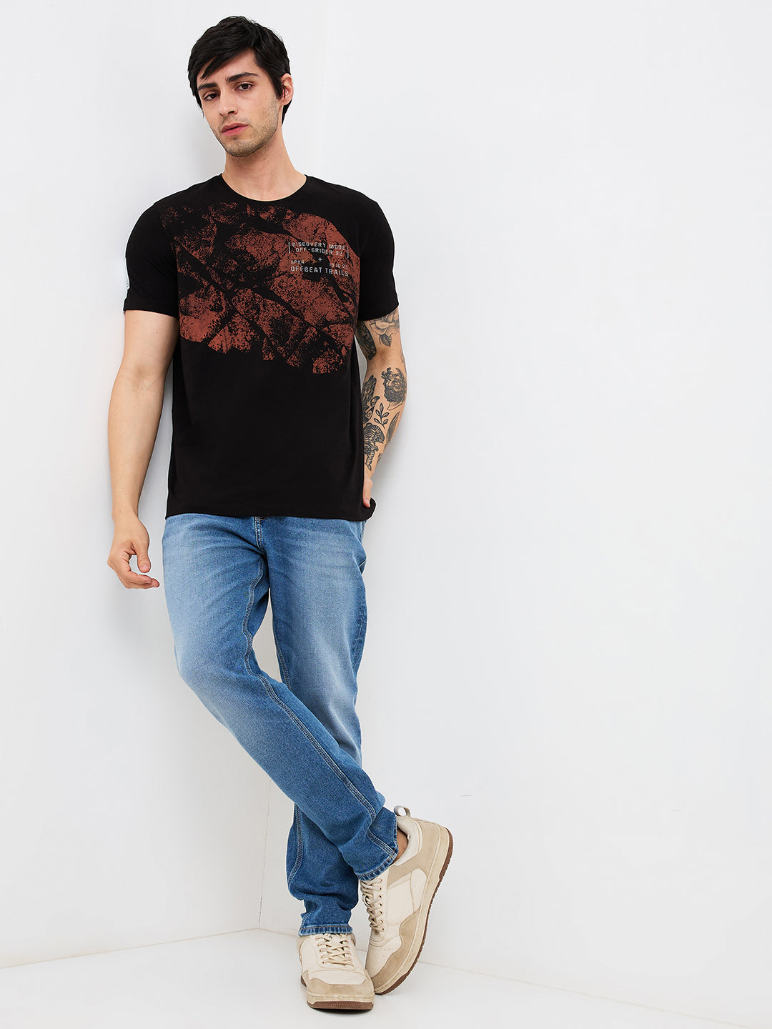 Men's Black Casual Slim Fit Printed Tshirt