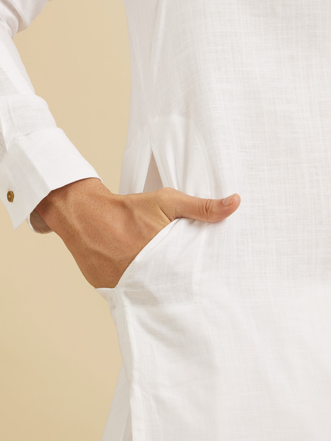 Men's White Ethnic Regular Fit Solid Full Sleeves Kurta