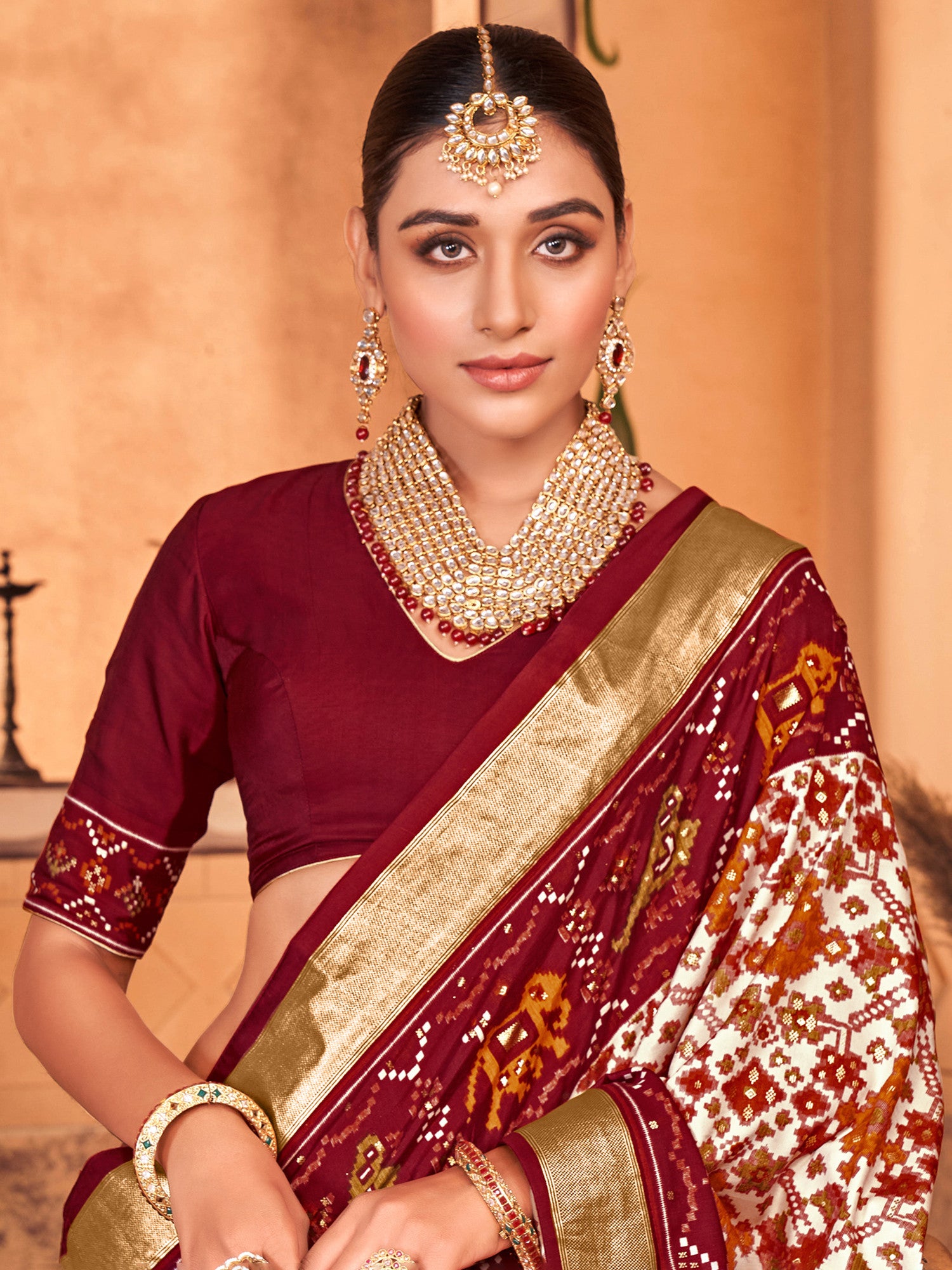 Women's Silk Blend White Woven Design Designer Saree with Blouse Piece