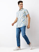 Men's Green Casual Slim Fit Printed Half Sleeves Shirt