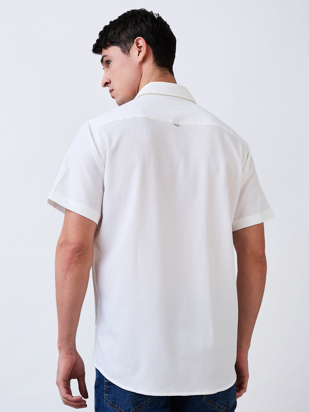 Men's White Casual Slim Fit Solid Half Sleeves Shirt