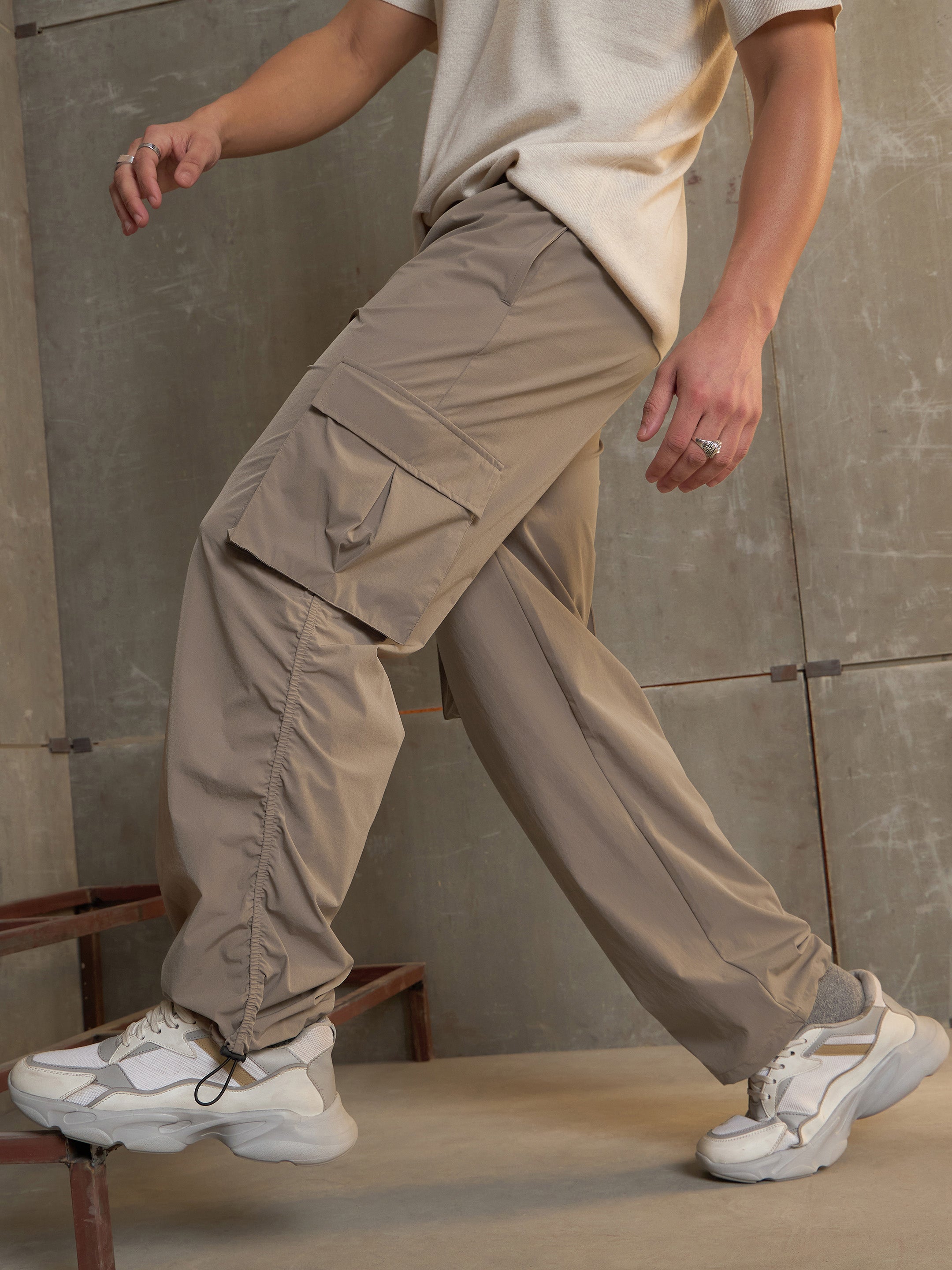 Unisex Beige Casual Baggy Fit Parachute Pant