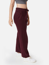 Women's Red Solid Sports High Rise Pant