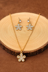 Women's Gold Casual Pendants & Earring Set
