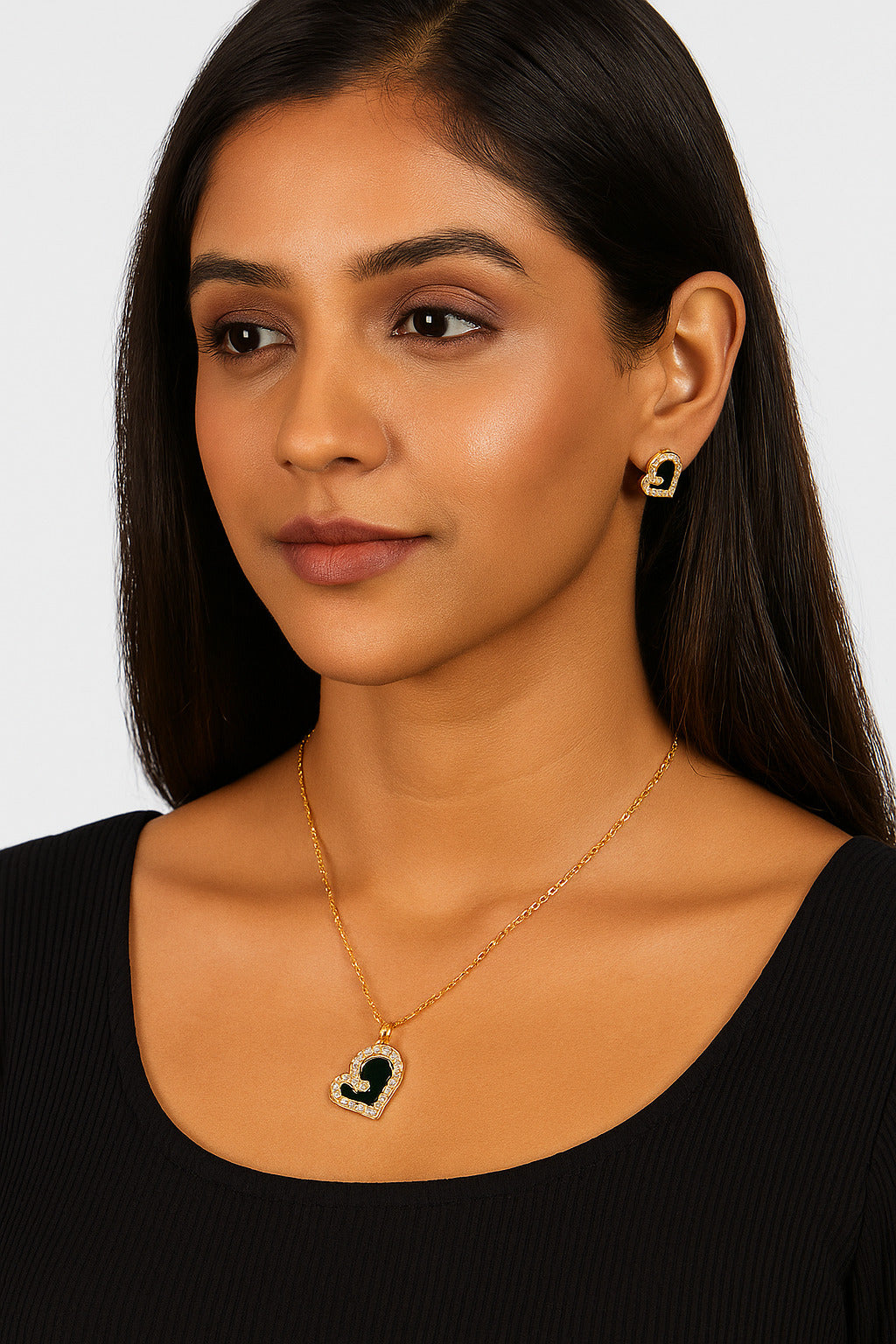 Women's Black Casual Pendants & Earring Set