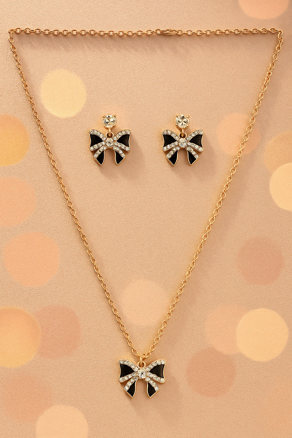 Women's Black Casual Pendants & Earring Set
