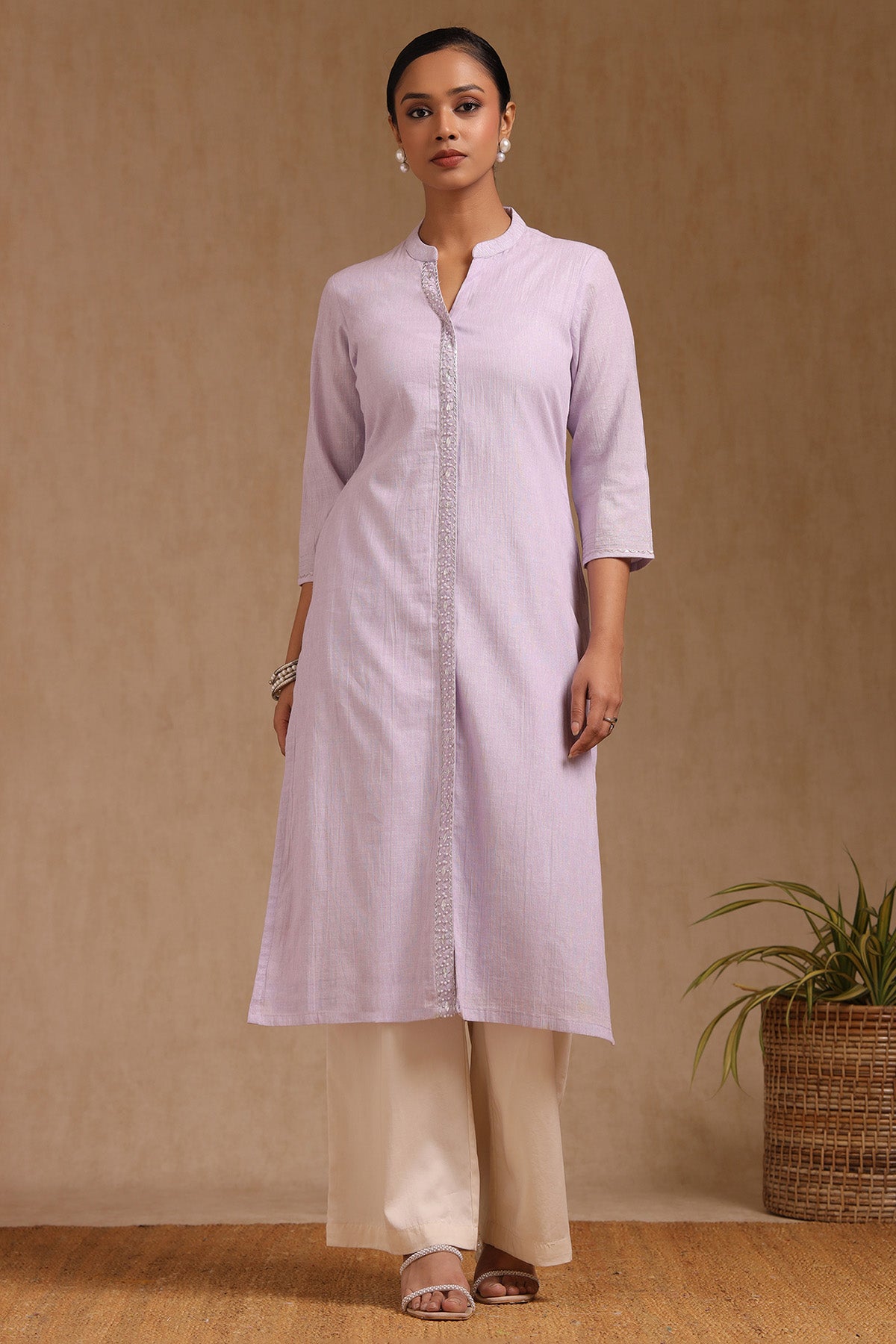 Women's Purple Cotton Solid Kurta With Beads