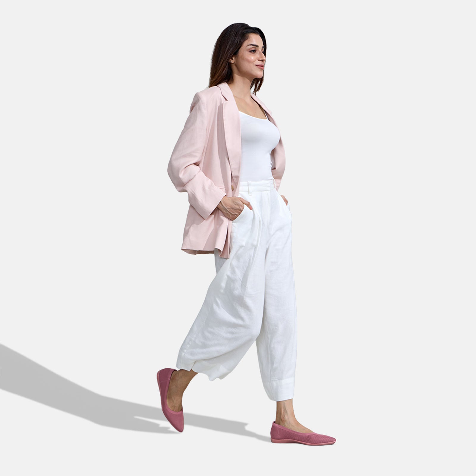 Women's Rose Pointed Ease Ballerinas