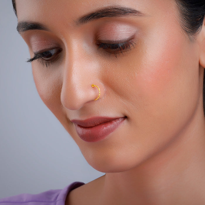 Women's Golden Twisted Nose Ring