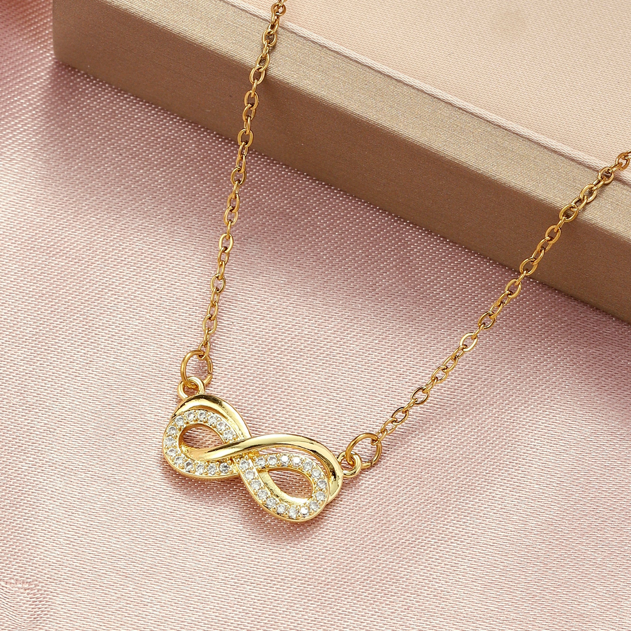 Women's Endless Infinity Necklace