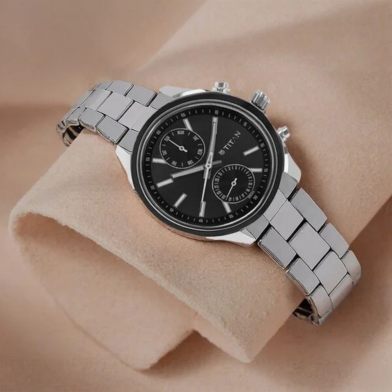 Men's Classique Anthracite Round Dial Watch - NT1733KM01