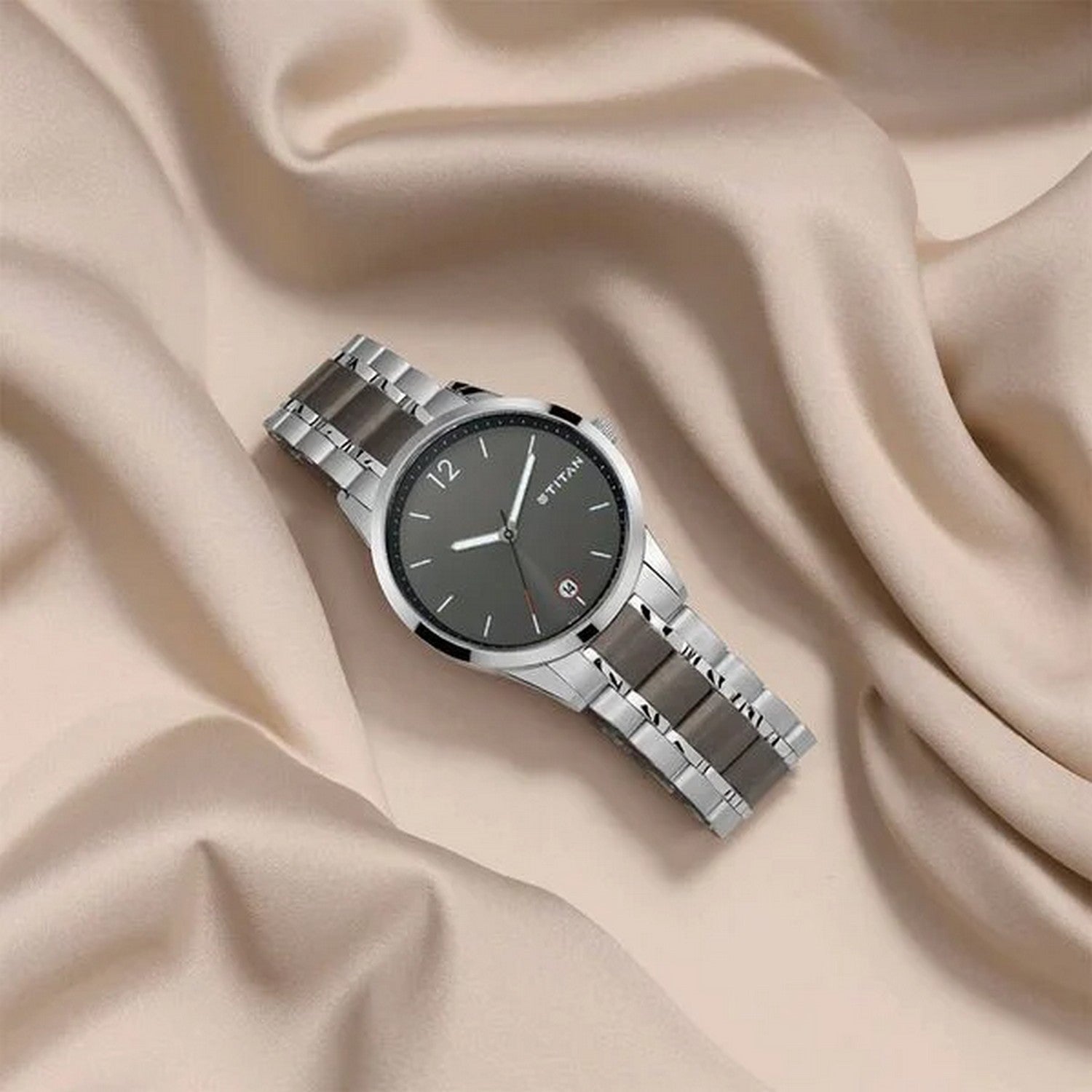 Men's Classique Anthracite Round Dial Watch - NT1806KM01