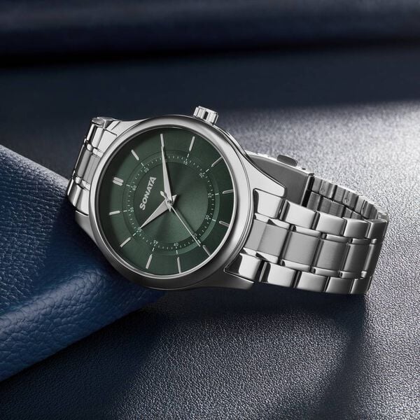 Men's Essential Green Round Dial Watch - NT77149SM02