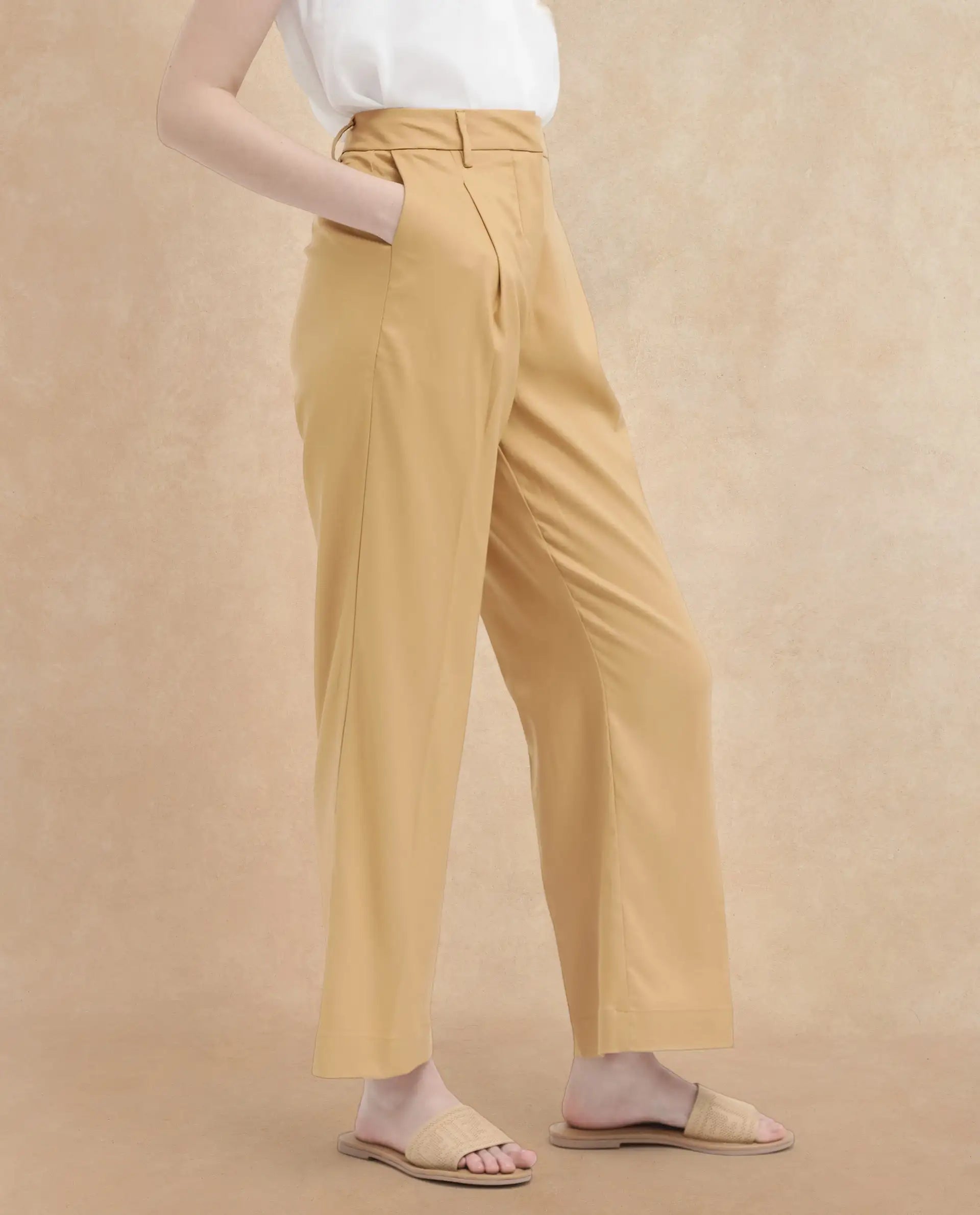 Women's Nuray Beige Cotton Zipper Closure Trouser
