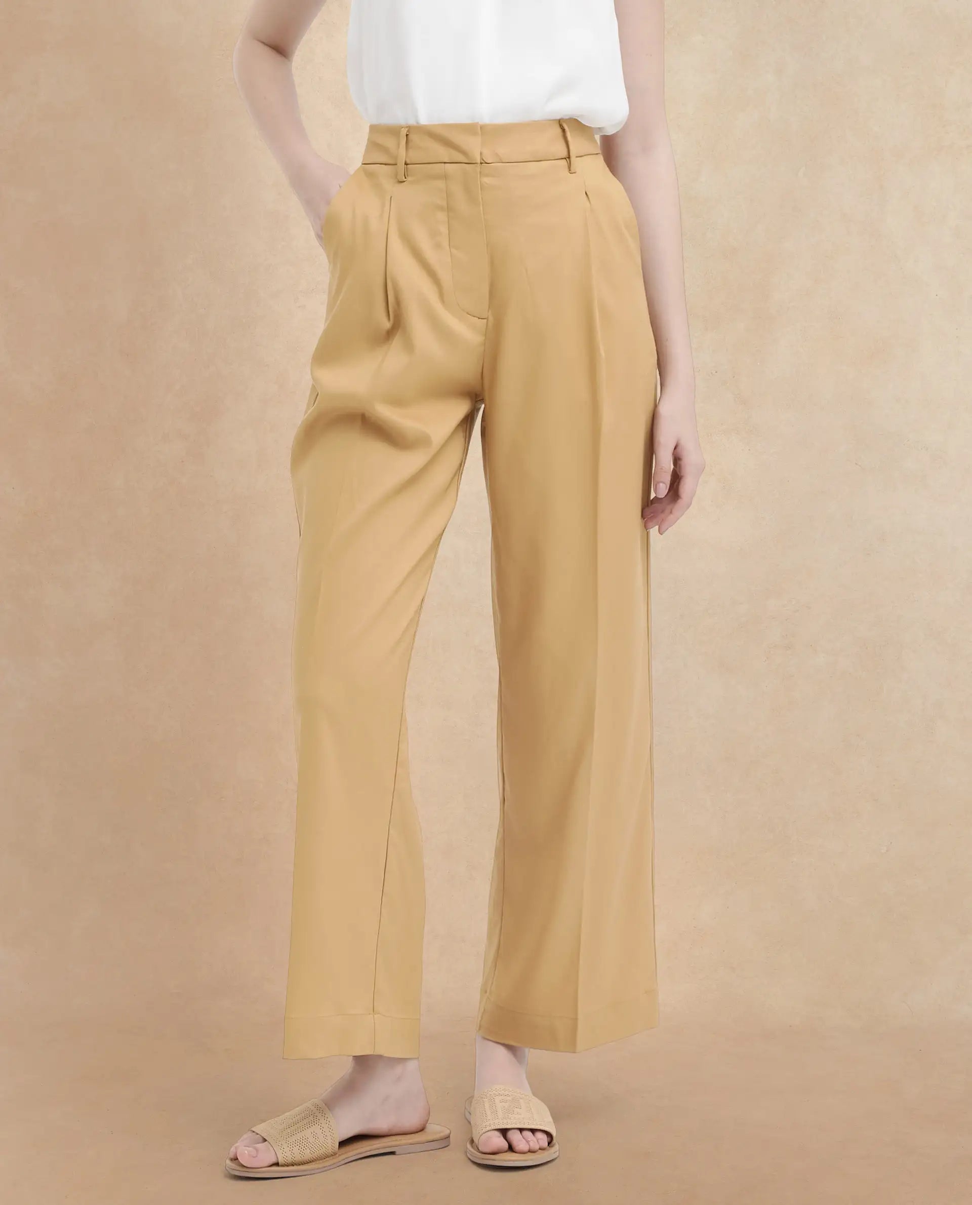 Women's Nuray Beige Cotton Zipper Closure Trouser