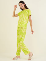 Women's Green Casual Printed Half Sleeves Night Suit