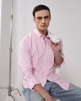 Men's Pink Formal Regular Fit Solid Full Sleeves Shirt