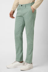 Men's Green Casual Slim Fit Solid Trouser