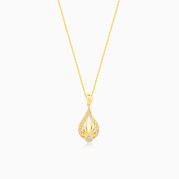 Women's Golden Glint Pendant with Link Chain