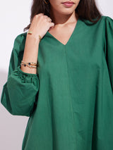 Women's Green Casual Solid Three Quarter Sleeves Below Knee Dress