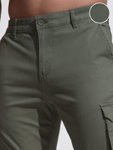 Men's Chimera Slim Fit Mid-Rise Cargos Trouser