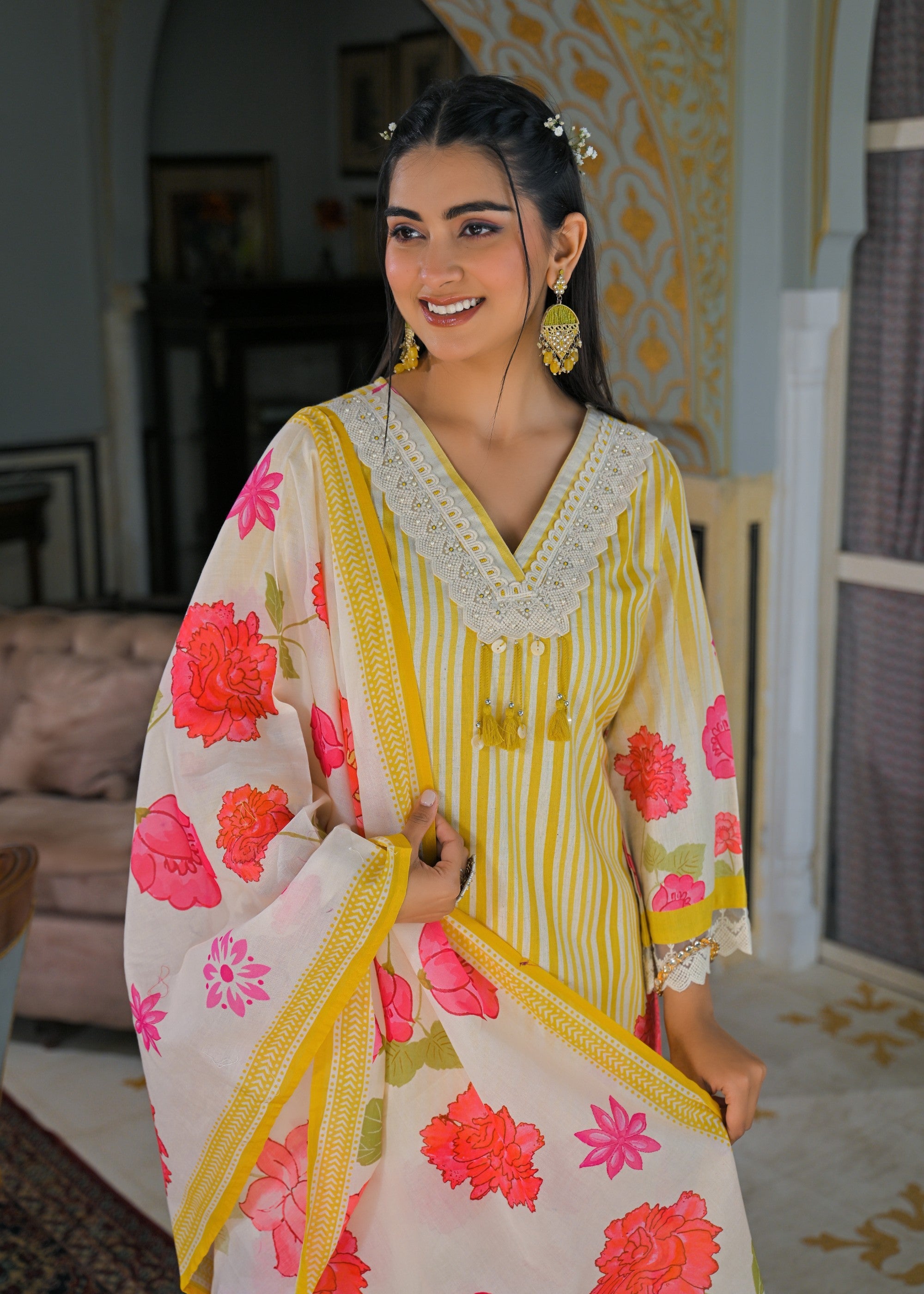 Women's Yellow Fusion Regular Fit Printed Full Sleeves Kurtas Sets