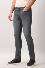Men's Black Outdoor Tapered Fit Solid Jeans