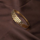 Women's Gold Shimmering Star Bangle Bracelet Waterproof & Anti-Tarnish