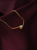 Women's Gold Plated Pearl Pendant Necklace Waterproof & Anti-Tarnish