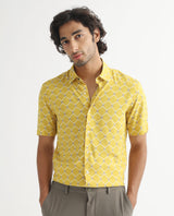 Men's Yellow Casual Regular Fit Printed Half Sleeves Shirt