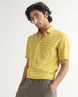 Men's Yellow Casual Regular Fit Printed Half Sleeves Shirt